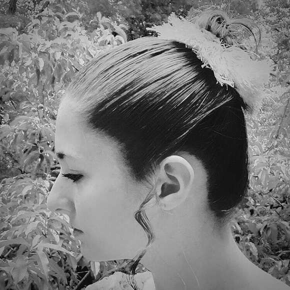 Meet your Posher, Sabrina - Picture 1 of 1